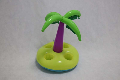 palm tree drink float